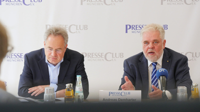 Fragen der Pressevertreter Fragen der Pressevertreter
